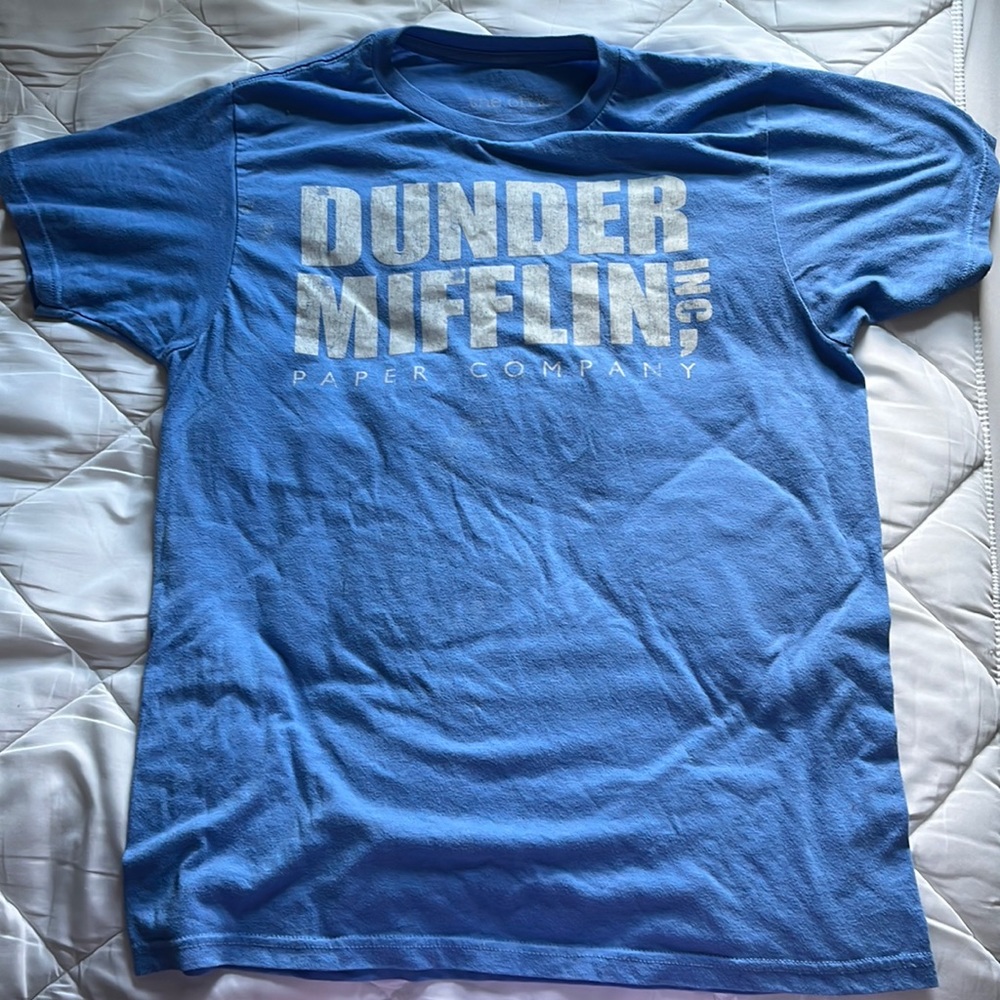 DUNDER MIFFLIN OFFICE RARE POWDER BLUE YOUTH MEDIUM T SHIRT